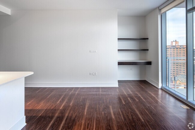 Building Photo - 1460 N Halsted St