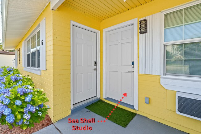 Building Photo - 6 Palmetto Dr