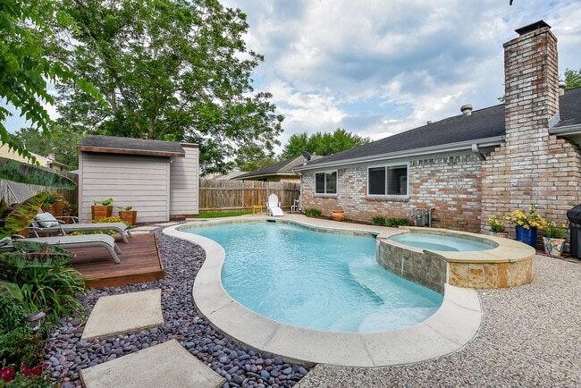 Building Photo - 1918 Quail Grove Ln