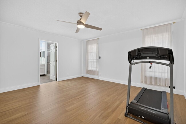 Building Photo - 2606 Monaco Terrace