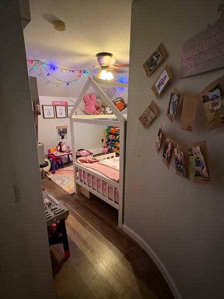 Building Photo - 441 Bartlett St