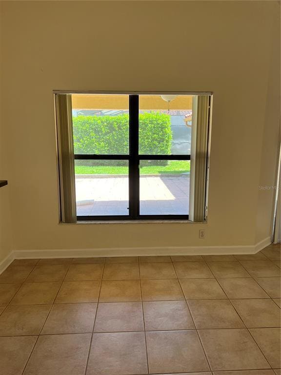Building Photo - 8203 Saragoza Ct