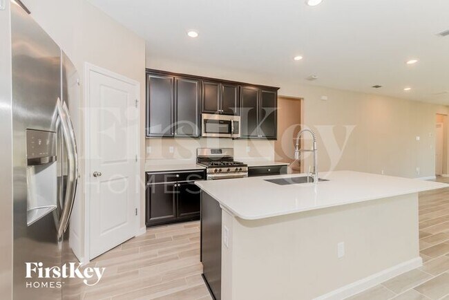 Building Photo - 512 Tynes Blvd