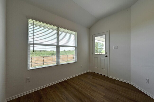 Building Photo - 1564 Marley