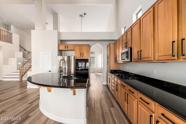 Building Photo - 7446 E Journey Ln