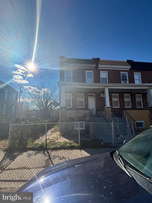 Building Photo - 1623 Carswell St