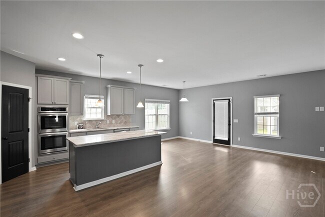 Building Photo - 11 Swallow Tail Cir