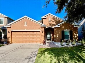 Building Photo - 9606 Oak Glade Ave