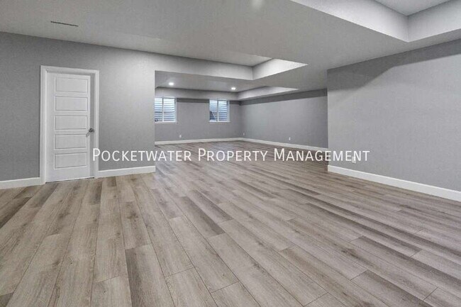 Building Photo - 5019 Thistle Dr