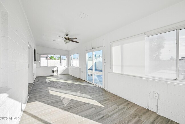 Building Photo - 5761 W Cholla St