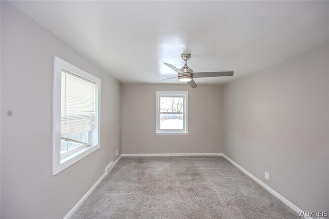 Building Photo - 1629 10th St