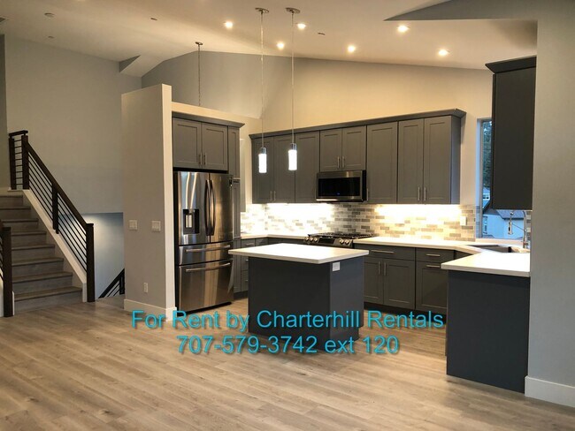 Building Photo - Beautiful, brand new, Fountaingrove home in convenient location near Keysight, Medtronic, Fountai...