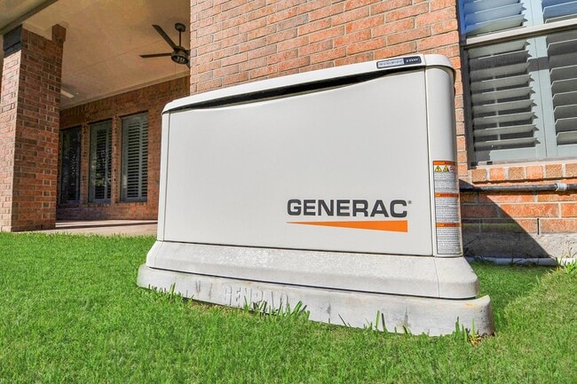 Building Photo - 7211 Spring Meadow Ln