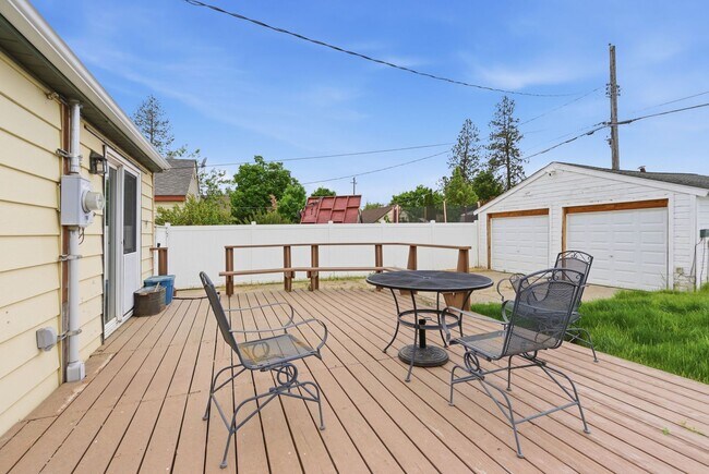 Building Photo - Modern & Cozy Spokane Retreat | Prime Location Near South Hill