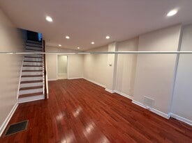 Building Photo - 1304 N 25th St