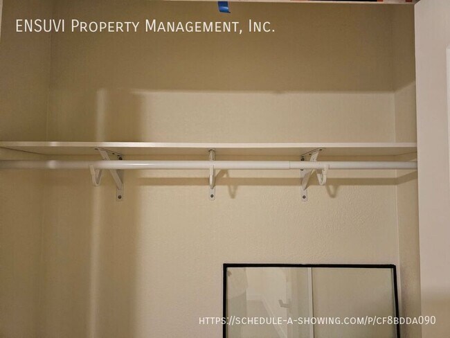 Building Photo - 1018 Spindle Palm Way