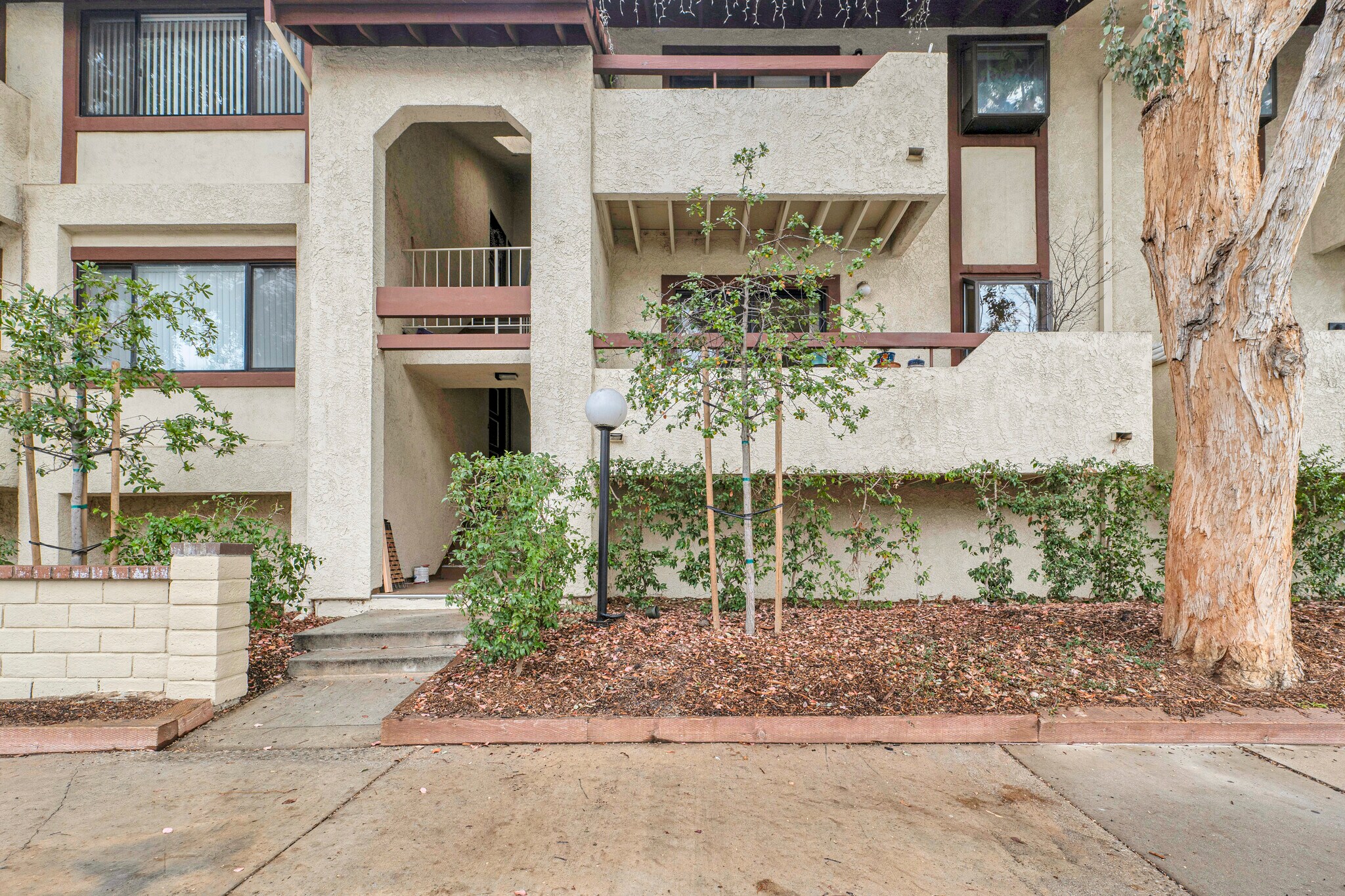 Building Photo - 28010 Tiffany Ln