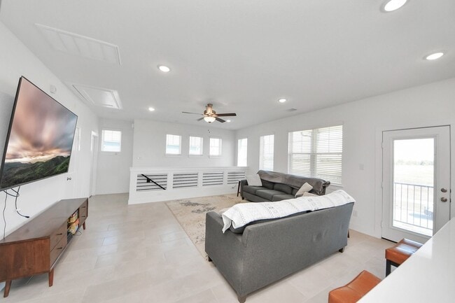 Building Photo - 7655 Jerrara Hts Ln