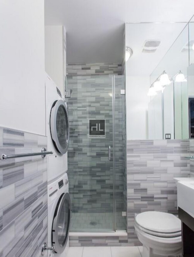 Building Photo - Renovated East Village 2-Bedroom with Skyl...
