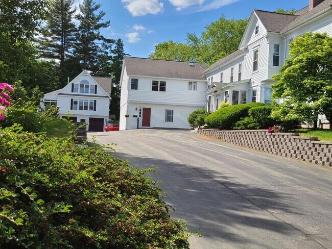 Primary Photo - 116 E Broadway