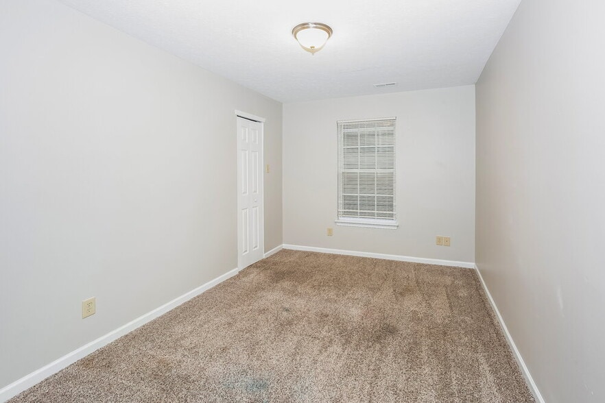 Building Photo - 3959 Kellybrook Dr