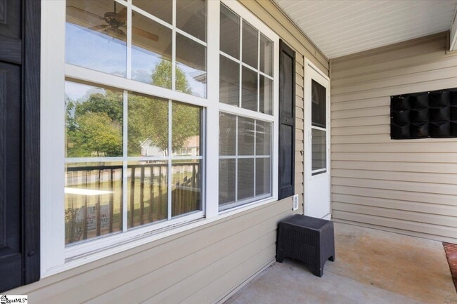Building Photo - 602 Delward Way