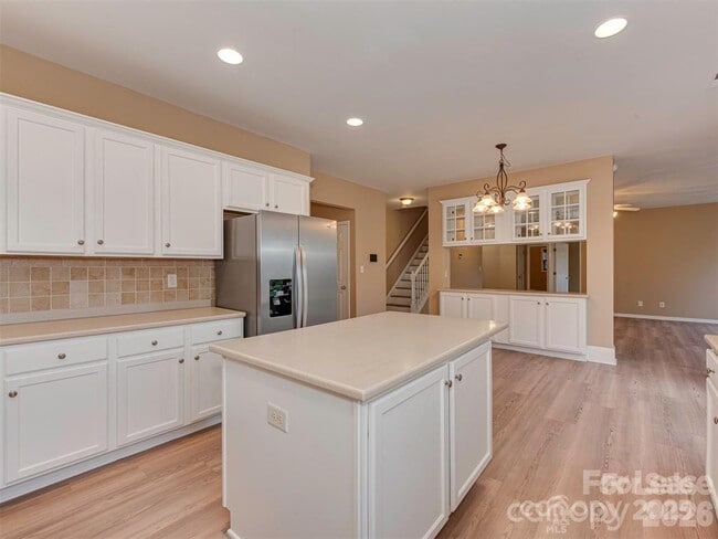 Building Photo - 5607 Fulton Ridge Dr