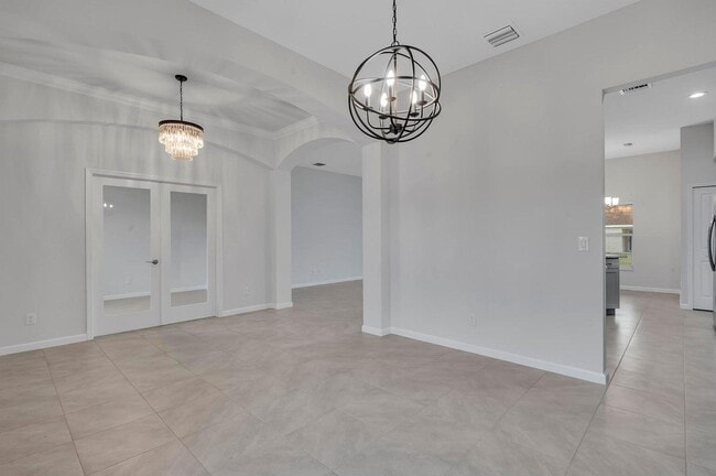 Building Photo - 1445 SW Leisure Ln