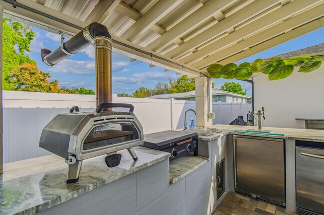 Building Photo - 1107 W Braddock St