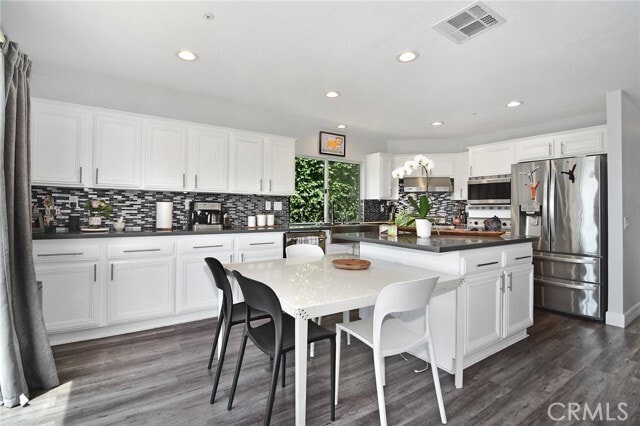 Building Photo - 24574 Overland Dr