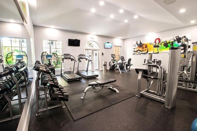 Building Photo - 19901 E Country Club Dr