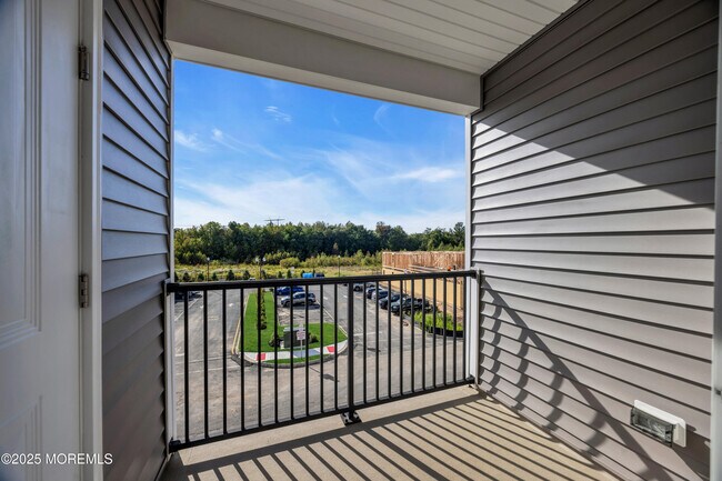 Building Photo - 28311 Radford Ct