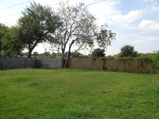 Building Photo - 17907 Glenmorris Dr