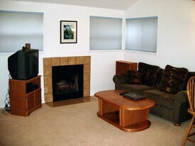 Building Photo - 5510 Stonewall Pl