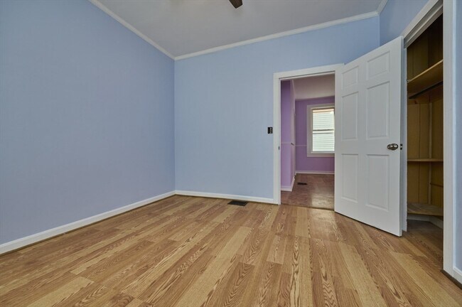 Building Photo - 19 Whittier St