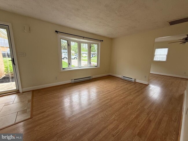 Building Photo - 416 Breslin Rd