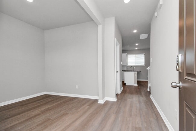 Building Photo - 27026 Bahia Grove Dr