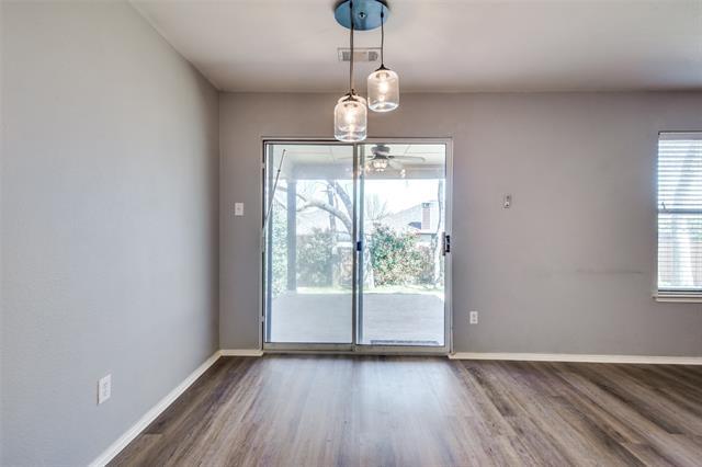 Building Photo - 2413 Briar Forest Dr