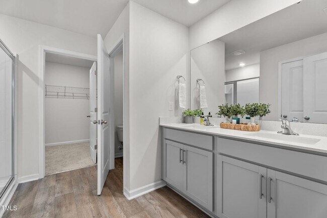 Building Photo - 132 Rockfall Wy