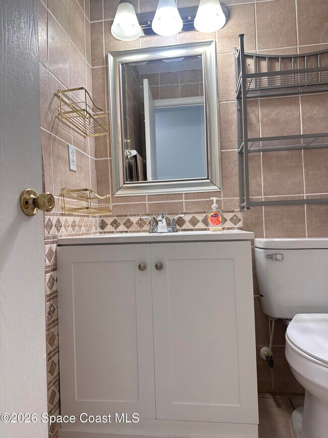 Building Photo - 294 Berkshire Ln