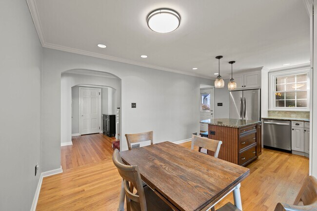 Building Photo - 181 Amazon Pl