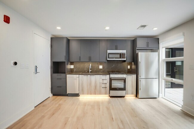 Building Photo - 1716 14th St NW