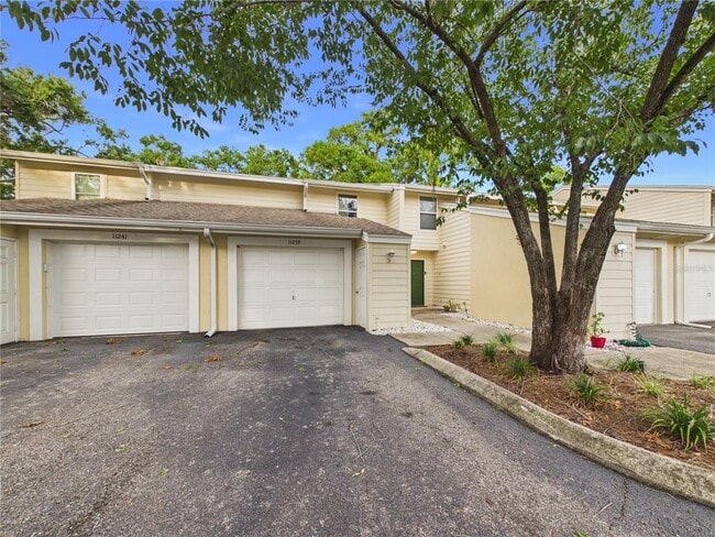 Building Photo - 11239 Cedar Hollow Ln