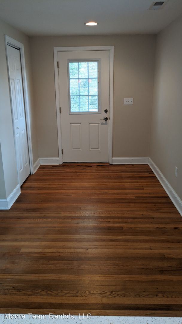 Building Photo - 1 br, 1 bath House - 114 Bumont Drive