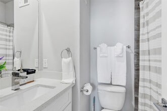 Building Photo - 1310 Roberts St