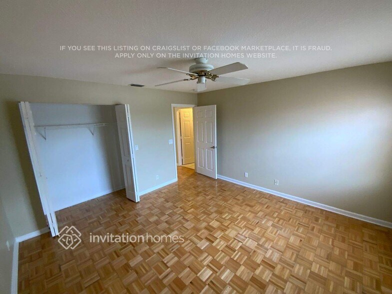 Building Photo - 12400 Summer Springs Dr