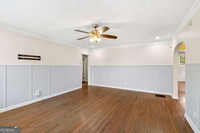 Building Photo - 1649 Beecher St SW