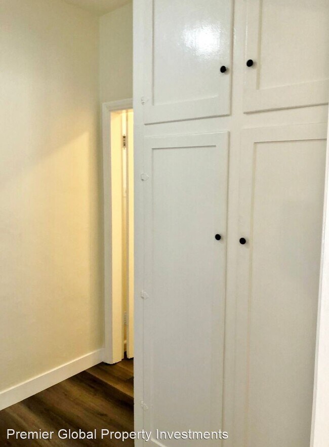 Building Photo - 2135 Fair Park Ave