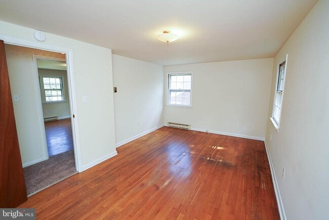 Building Photo - 510 Elberta Ave