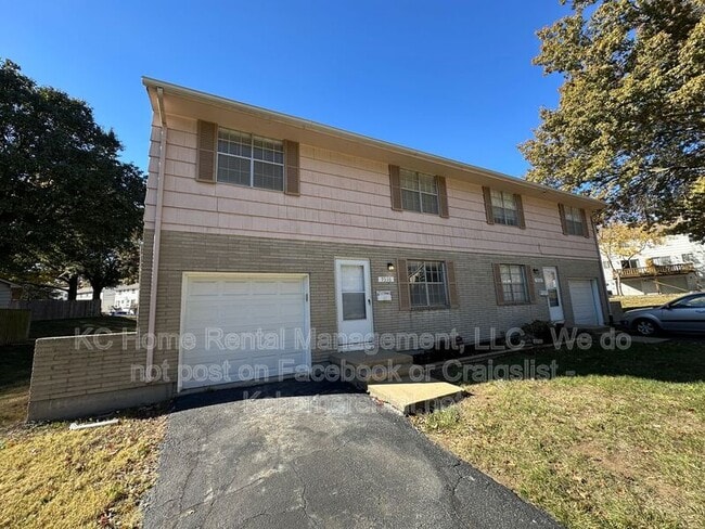 Building Photo - 9338 Bluejacket St